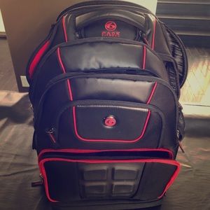 6 Pack Elite Voyager 500 backpack 🎒